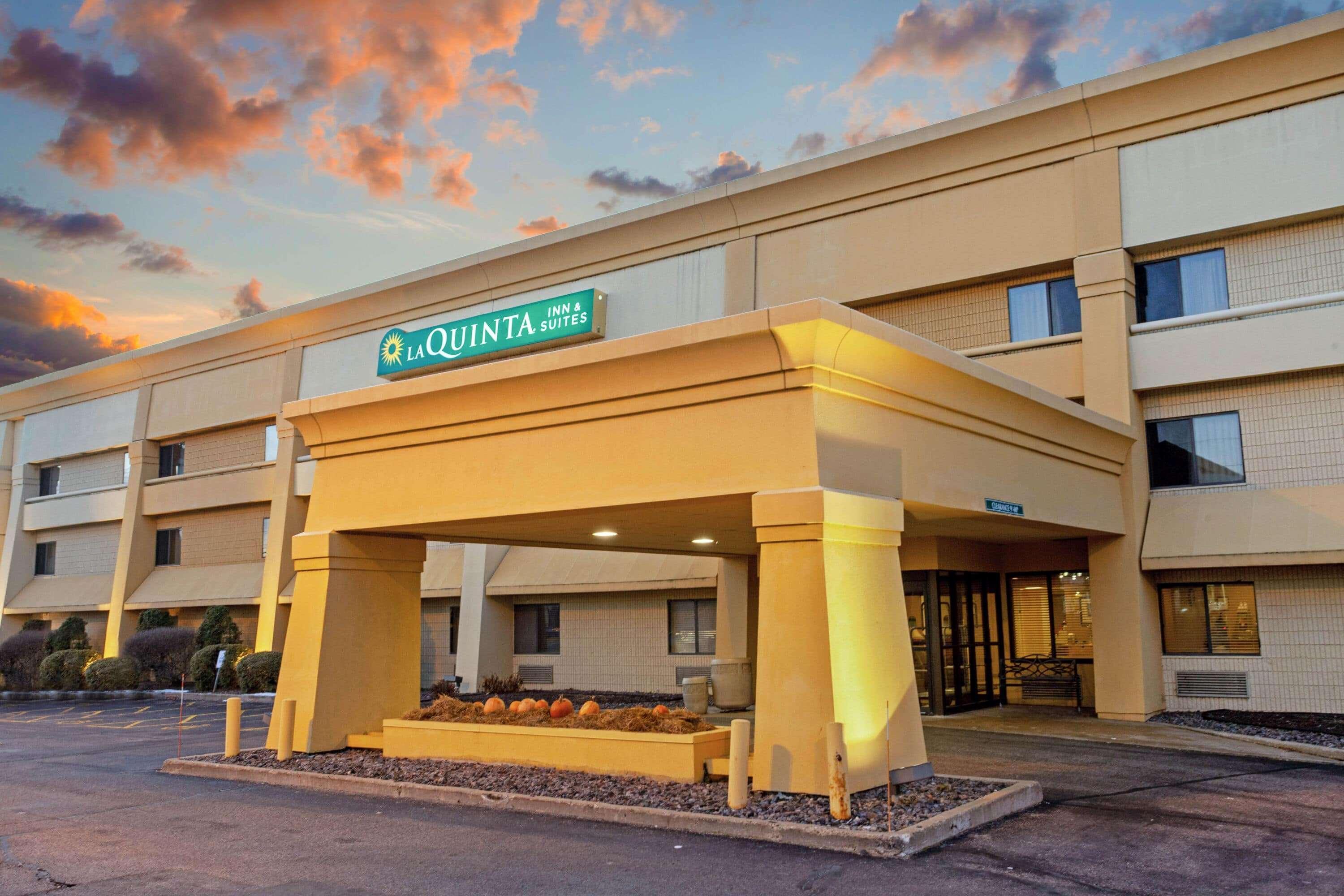 Hotel La Quinta By Wyndham Stevens Point Exterior foto