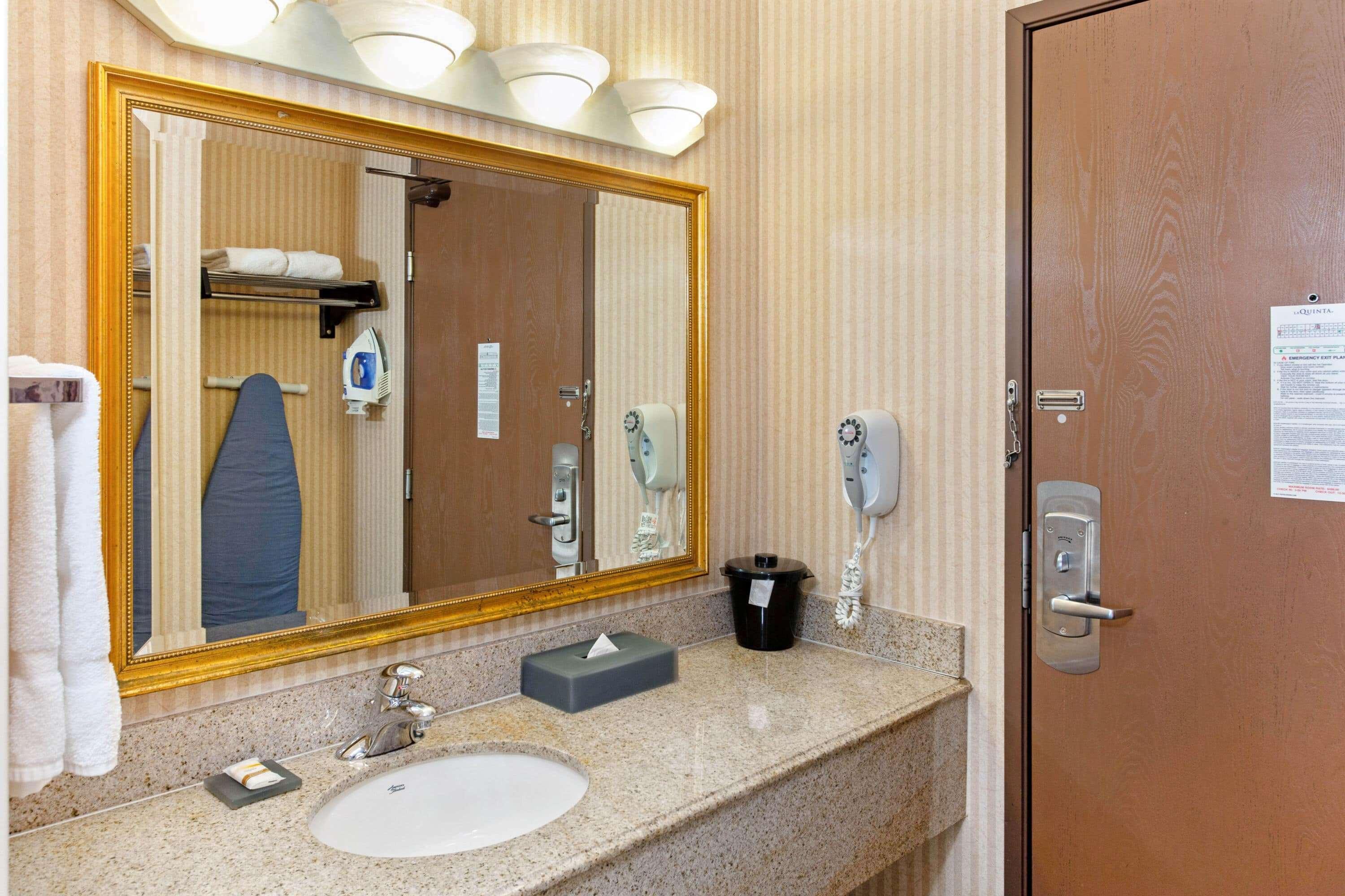 Hotel La Quinta By Wyndham Stevens Point Exterior foto